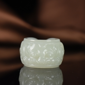 籽料和田白玉守护扳指