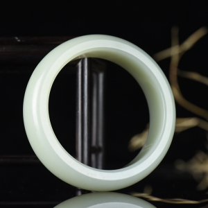 59mm山料和田白玉手镯