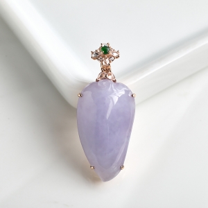 18K糯种紫罗兰翡翠福瓜吊坠