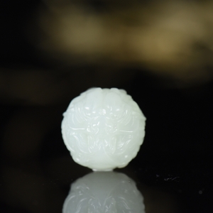 18.5mm籽料和田白玉龙珠配件