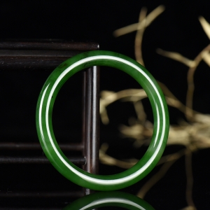 59mm山料和田碧玉圆镯