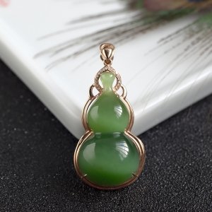 18K山料和田碧玉猫眼葫芦吊坠
