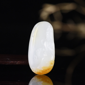 籽料和田白玉观音吊坠