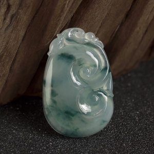 冰种飘花翡翠如意吊坠