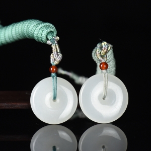 山料和田白玉平安扣吊坠（二件）