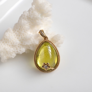18K黄绿碧玺水滴吊坠