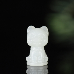 山料和田白玉博美吊坠