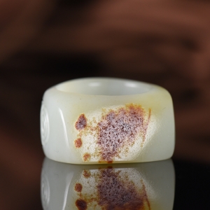 籽料和田白玉扳指