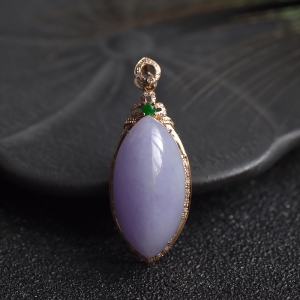 18K糯种紫罗兰翡翠马眼形吊坠