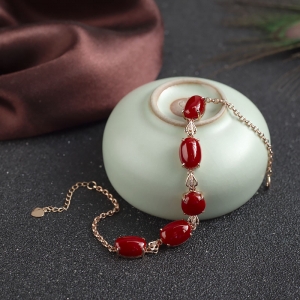 18K阿卡牛血红珊瑚手链