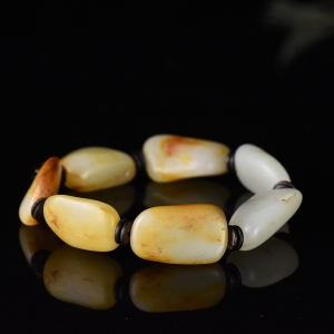 籽料和田玉原石单圈手串