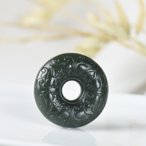 山料和田青玉守护平安扣吊坠