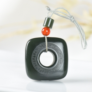 山料和田青玉平安扣吊坠