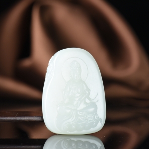 籽料和田白玉观音吊坠