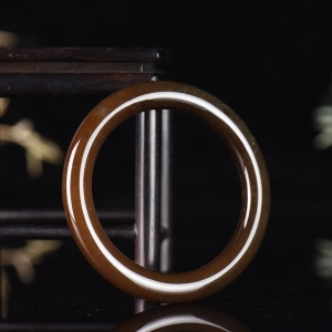 51mm山料和田糖玉圆镯