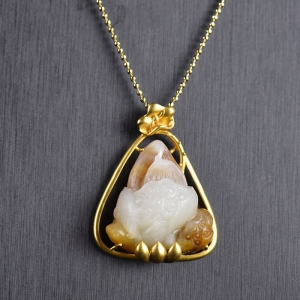 18K籽料和田白玉荷韵吊坠