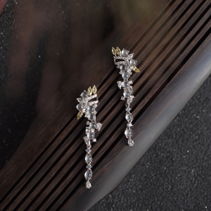 18K冰种翡翠耳钉