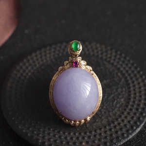 18K糯种紫罗兰翡翠吊坠