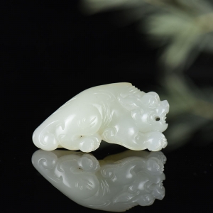 籽料和田白玉貔貅吊坠