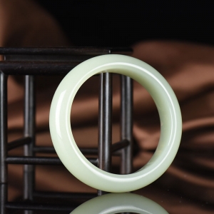 58mm山料和田白玉手镯