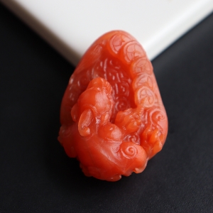 柿子红南红招财进宝吊坠