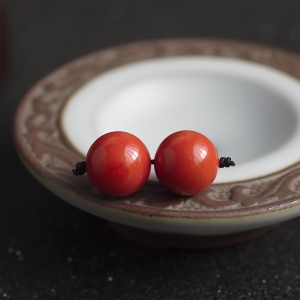 11.5mm沙丁珊瑚圆珠（两件）