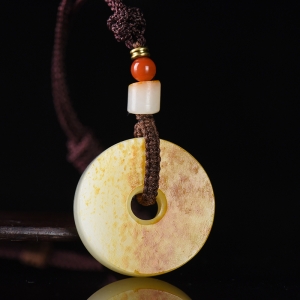 籽料和田白玉平安扣吊坠