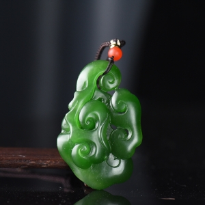 山料和田碧玉如意吊坠