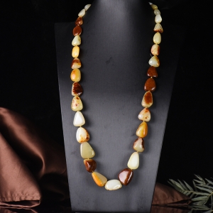 山料和田玉原石项链