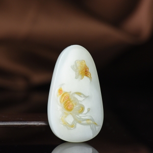 籽料和田白玉蝶恋花吊坠