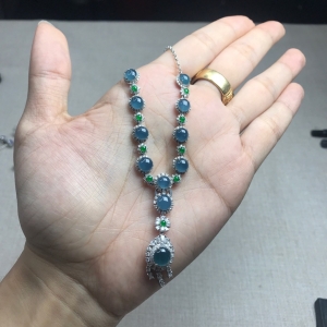 18K冰种宝石蓝翡翠项链