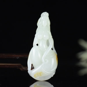 籽料和田白玉玉贵人吊坠