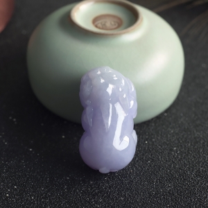 糯种紫罗兰翡翠貔貅吊坠