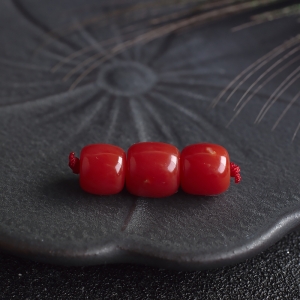 阿卡珊瑚桶珠（三件）