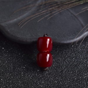 阿卡牛血红珊瑚桶珠（两件）