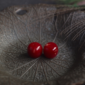 阿卡牛血红珊瑚桶珠（两件）
