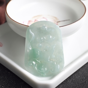 糯冰种飘翠翡翠数钱吊坠