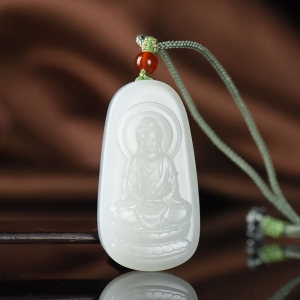 山料和田白玉大日如来吊坠