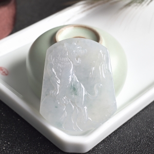 糯冰种飘花翡翠虎虎生威吊坠