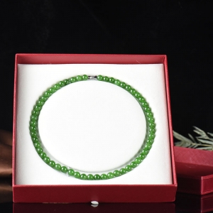 8mm山料和田碧玉项链