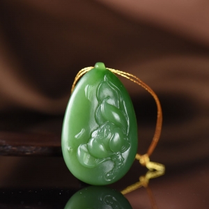 山料和田碧玉莲花吊坠
