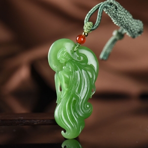 山料和田碧玉守护精灵吊坠