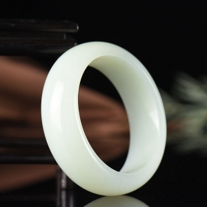 54.5mm山料和田白玉手镯