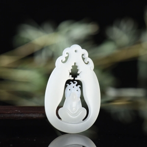 籽料和田白玉悟道吊坠