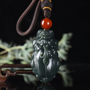 山料和田青玉貔貅手把件