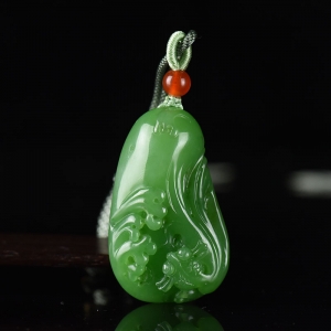 山料和田碧玉年年有余吊坠