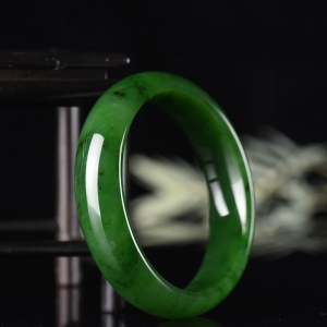 58mm山料和田碧玉手镯