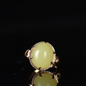 18K山料和田黄玉戒指