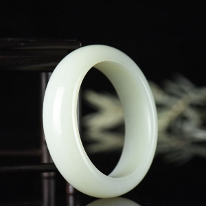 58mm山料和田白玉手镯