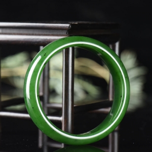 56.5mm山料和田碧玉手镯